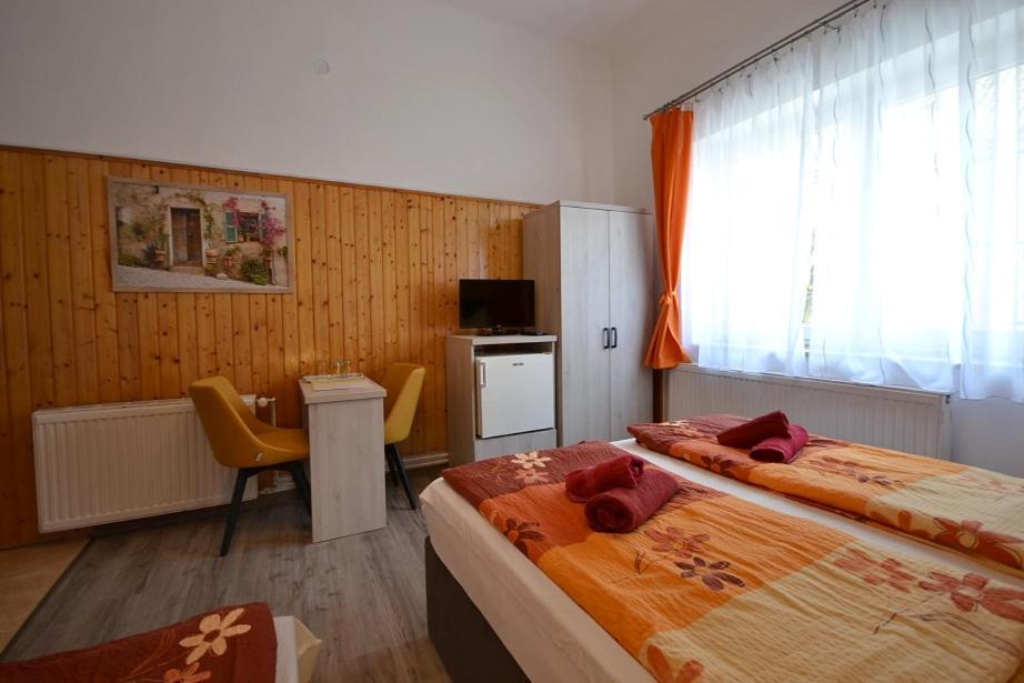Silatti Panzió-apartmanház 2* Keszthely