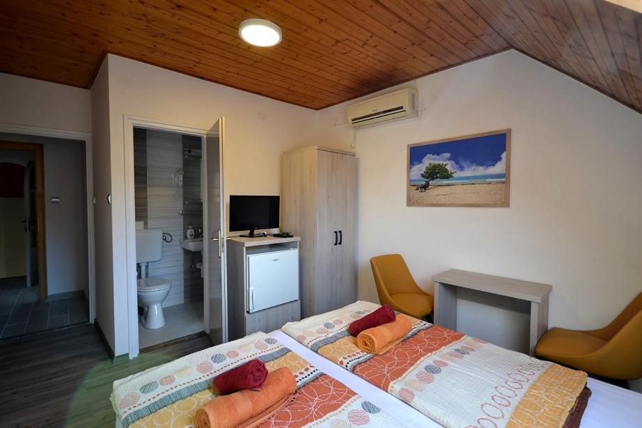 Guest House Silatti - Apartments Frühstückspension Keszthely